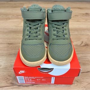 Nike Court Borough Mid Winter PSV Sz 11c